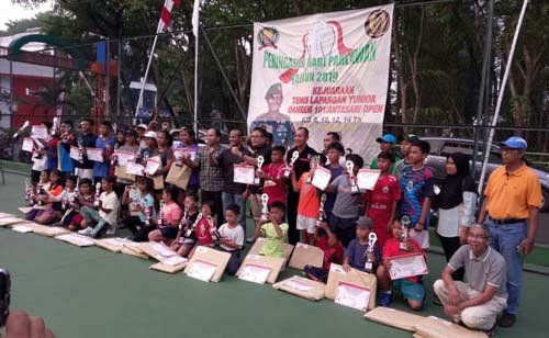 Tenis Yunior Danrem 101/antasari Open Petenis Unggulan Tidak Terbendung 1 18 4klm danrem jpg