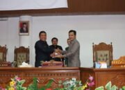Bupati Pulpis Sampaikan Jawaban Atas Pandangan Umum Fraksi 31 Bupati Pulpis Sampaikan Jawaban Atas Pandangan Umum Fraksi