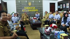 Nadjmi Terima Tim Verifikasi Dwija Praja Nugraha 17 Nadjmi Terima Tim Verifikasi Dwija Praja Nugraha