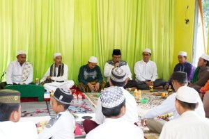 Ansharuddin Hadiri Peringatan Maulid di Desa Gunung Pandau 10 Ansharuddin Hadiri Peringatan Maulid di Desa Gunung Pandau