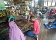 Ciptakan Wirausaha Baru, Anggota KNPI HSU Dibekali Pelatihan 29 Ciptakan Wirausaha Baru, Anggota KNPI HSU Dibekali Pelatihan