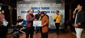 Bank Kalsel Beri Penghargaan Tabungan Haji Kepada 5 Media