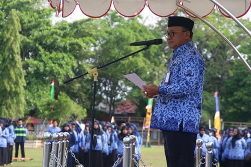 Kenang Peran Guru Rebut Kemerdekaan RI 1 hal 2 Taba 4 klm 9