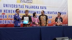 Kelola Keuangan Senilai Rp. 370 Milyar UPR Teken MOU dengan BPKP Kalteng 17 Kelola Keuangan Senilai Rp. 370 Milyar UPR Teken MOU dengan BPKP Kalteng