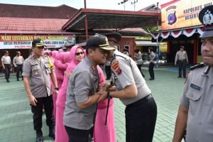 Puluhan Anggota Polres HST Naik Pangkat 18 Puluhan Anggota Polres HST Naik Pangkat
