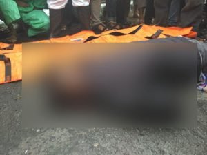 Penjual Buah Tewas dengan Mulut Mengeluarkan Darah