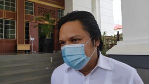 Roy : Tes Swab Penumpang Pesawat di Syamsudin Noor Ditunda Sementara
