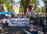 Tuntut Lindungi Ulama, Puluhan Massa Geruduk Dewan Kalsel