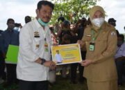Naik Trail, Mentan RI Panen Raya di Handil Mesjid