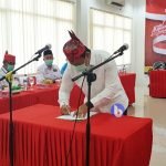 15 Kalteng HL Cawagub kalteng HH Rdy pratowo menandatangan fakta integritas