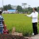 15 Kalteng HL Presiden Jokowi bewrsama Menham Prabowo saat menin jau lahan food estate
