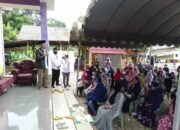 Warga Sampaikan Harapannya Secara Tertulis ke dr HM Zairullah Azhar