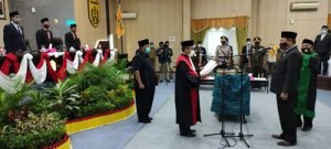 Hariyasisar – Hendra Resmi Anggota Dewan Banjarmasin