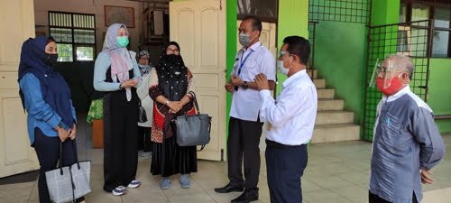 Hal 10 3 Klm Komisi IV pantau pelaksanaan uji coba belajar tatap muka