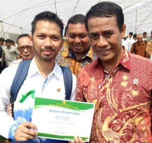 GEMPITA KALSEL : Bintang Mahaputera untuk Amran Sulaiman, Bukti Prestasi dan Terobosan Beliau