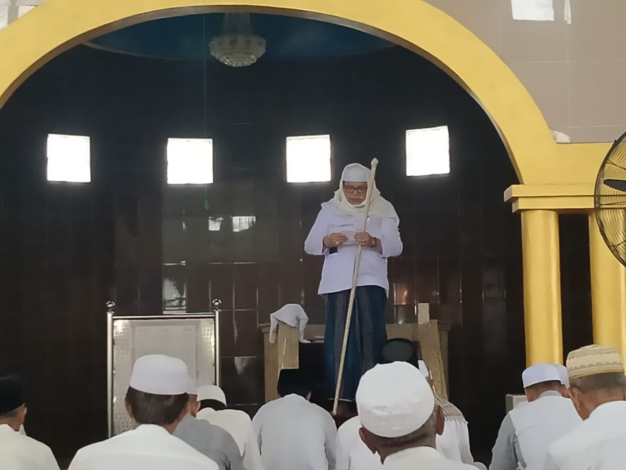 Cabup H Ansharuddin jadi Khatib Salat Jumat di Masjid Ar Raudah Juai 1 IMG 20201127 WA0032