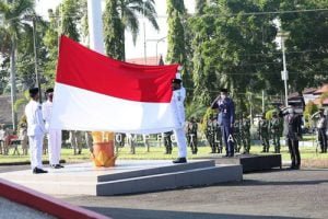 Sukamta Pimpin Upacara Hari Pahlawan