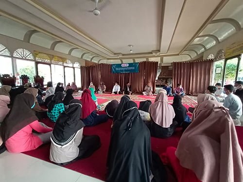 Hal 10 3 KLm Sosialisasi