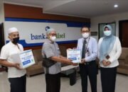 BANK KALSEL Serentak Bagikan Paket RAMADAN di Seluruh Kabupaten dan Kota