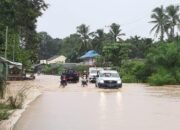 Sungai Dua Wilayah Kalsel Meluap di Tengah Warga Rayakan Idul Fitri 32 Sungai Dua Wilayah Kalsel Meluap di Tengah Warga Rayakan Idul Fitri