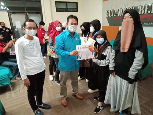 13 3klm rebut emas jpg