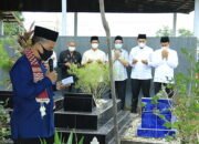 Aditya Hadiri Pemakaman Walikota Banjarbaru Periode 1984-1986