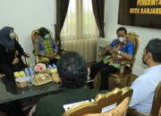 Aditya dan Wartono Terima Pimred dan Manajemen Kalimantan Post