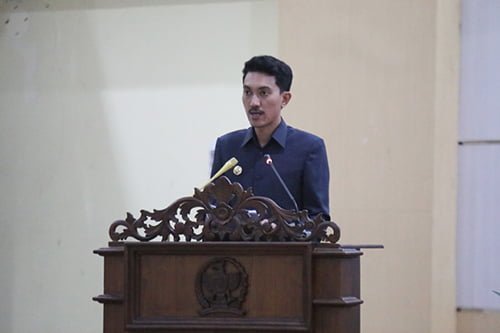 Hal 16 35 Martapura sampaikan raperda