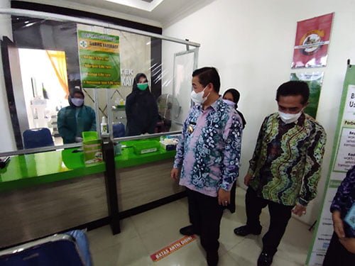 Ibnu- Arifin Kompak Sehari Resmikan Dua Bangunan Puskesmas 3 Hal 9 2 Klm Gabung3 312