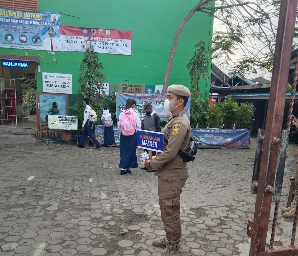 Turunkan Satpol-PP ke Sekolah 1 IMG 20210721 WA0100