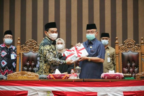 Zairullah Sampaikan Raperda RPJM 2021-2026 di Paripurna DPRD 1 hal 12 Tanbu 25 klm 4