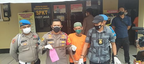 Sok Kebal, Bang Jago Tantang Polisi 1 5 ngamuk 4klm