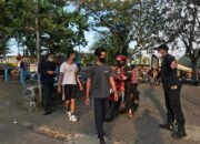 Pengunjung Siring Sempat Ramai, Akhirnya Dibubarkan 9 Pengunjung Siring Sempat Ramai, Akhirnya Dibubarkan