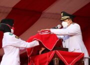 Wabup Pimpin Upacara Penurunan Bendera Merah Putih 10 Wabup Pimpin Upacara Penurunan Bendera Merah Putih