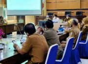 Bupati Minta Camat-Lurah Optimalkan Penanganan Covid-19 21 Bupati Minta Camat-Lurah Optimalkan Penanganan Covid-19