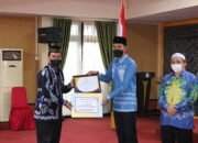 Diskominfostandi Raih Penghargaan Pengelolaan Reformasi Birokrasi Terbaik 11 Diskominfostandi Raih Penghargaan Pengelolaan Reformasi Birokrasi Terbaik