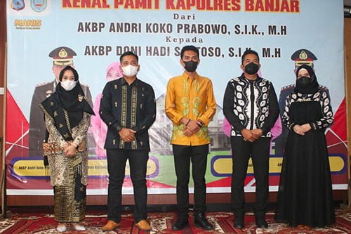 Hal 16 4 Klm Martapura Kenal pamit