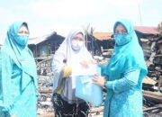 TP-PKK kota Banjarmasin Serahkan Bantuan Korban Kebakaran Alalak 27 TP-PKK kota Banjarmasin Serahkan Bantuan Korban Kebakaran Alalak
