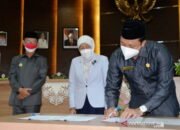 Pemkab-Dewan Sepakati KUPA-PPAS Batola 2021 Rp1,352 Triliun 13 Pemkab-Dewan Sepakati KUPA-PPAS Batola 2021 Rp1,352 Triliun