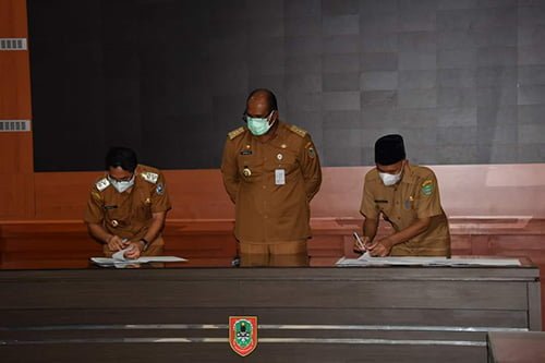 hal 12 HSS 1 3 klm 9