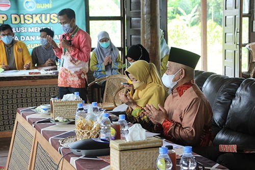 Bupati Hadiri FGD Dengan Mahasiswa Perikanan Unlam 1 hal 2 HSU 3 klm 3