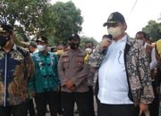 Menko Perekonomian Tinjau Kelurahan Percontohan Prokes 26 Menko Perekonomian Tinjau Kelurahan Percontohan Prokes