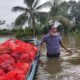 15 Katingan Ketua DPRD Katingan langsung turun kelokasi banjir