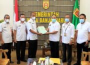 BPN Serahkan 70 Sertifikat Tanah Dan Sarana Prasarana