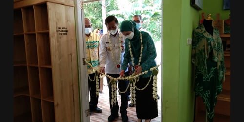 Tingkatkan Minat Baca Masyarakat, Wawali Banjarbaru Resmikan TBM Mustika 2 Hal 10 7 Klm Gabung BJB 123