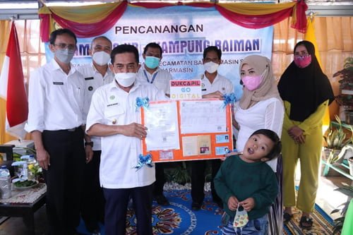 Lagi, Wawali H Arifin Noor Resmikan Kampung KB 1 Hal 9 3 Klm Kontrak Dua 15
