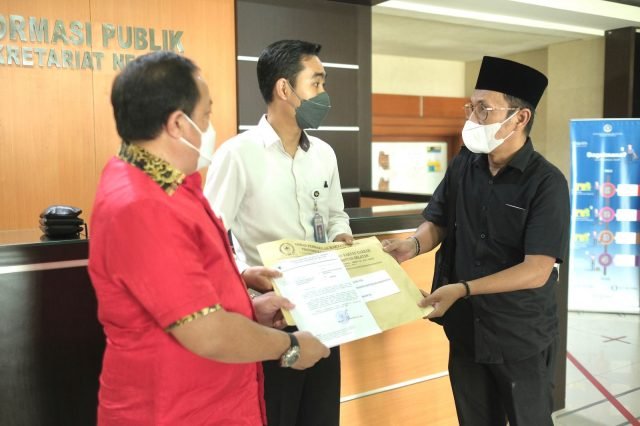 Lutfi Antarkan Aspirasi Mahasiswa Kalsel 1 IMG 20210902 WA0039 scaled