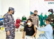 Tim Vaksinator TNI AL- LANAL Banjarmasin Gencarakan Servak Covid -19 di ULM
