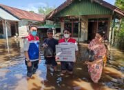 Pertamina Salurkan Paket Sembako kepada Masyarakat Terdampak Banjir di Kalteng 10 Pertamina Salurkan Paket Sembako kepada Masyarakat Terdampak Banjir di Kalteng