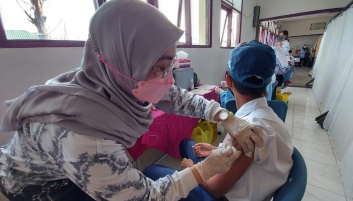 Izin Orangtua Jadi Faktor Belum Capainya Vaksinasi Siswa